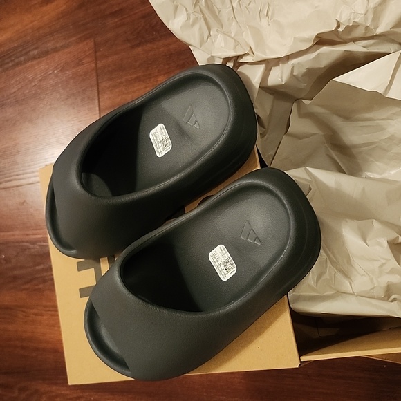 Slides - Picture 5 of 12